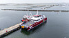 Embracer ligger förtöjd i Fiskebäck medan tester av fartygens hybrida drivsystem pågår.
