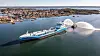 Assisterad av bogserbåten Svitzer Gaia gör Marinus här den sista giren in mot hemmahamnen på Donsö efter resan från varvet i Kina.